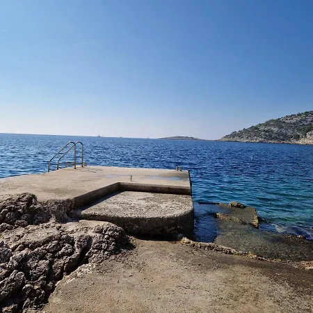 Sucic Razanj * Rogoznica (Sibenik-Knin)