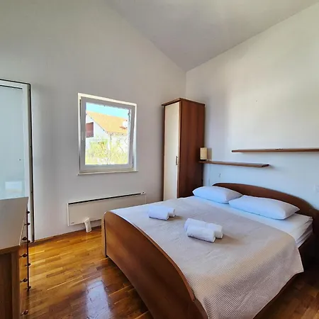 Sucic Razanj Rogoznica (Sibenik-Knin)