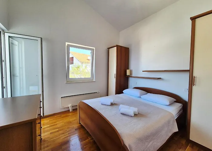 Sucic Razanj Rogoznica (Sibenik-Knin)