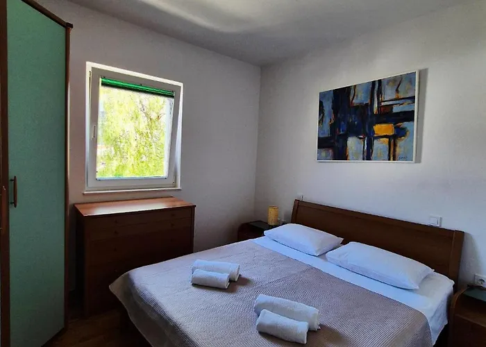 Sucic Razanj * Rogoznica (Sibenik-Knin)