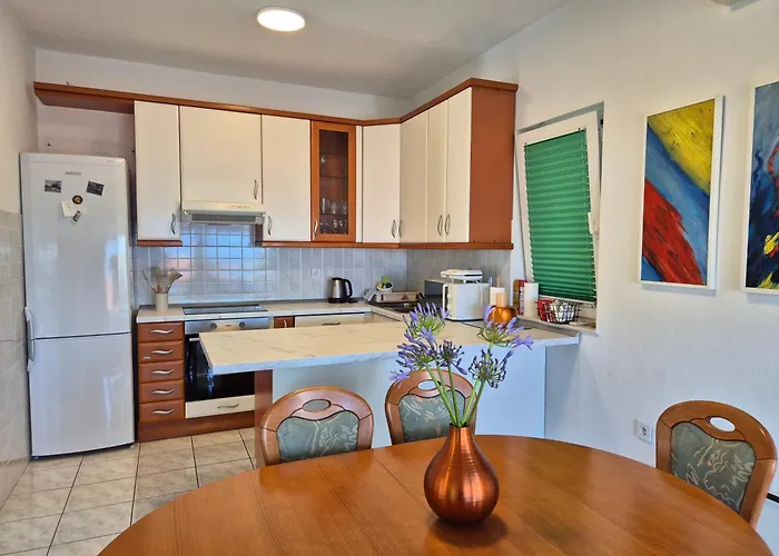 Sucic Razanj * Rogoznica (Sibenik-Knin)